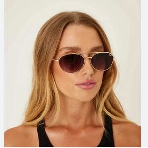 QUAY AUSTRALIA  EASILY AMUSED -GLD/BRN